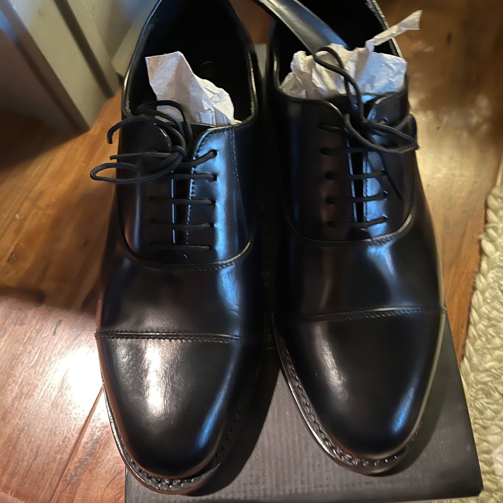 Brand new Samuel Windsor classic Oxford shoes